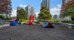 2504 565 Smithe Street
