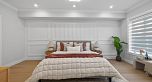 1 2035 E 51st