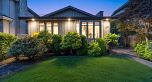 137 W Woodstock Avenue