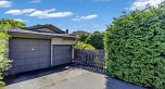 137 W Woodstock Avenue