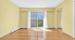 137 W Woodstock Avenue