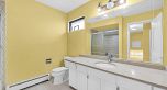 137 W Woodstock Avenue