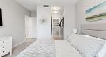 909 2888 Cambie Street