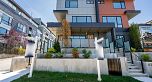 3 676 E 22nd Avenue