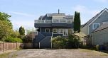 3085 Maple Street