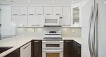 702 1270 Robson Street