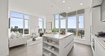905 8415 Granville Street