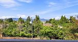 401 1099 E Broadway