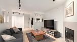 203 2272 Dundas Street