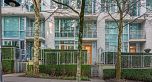 493 Broughton Street