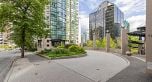 411 1367 Alberni Street