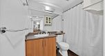 905 58 Keefer Place