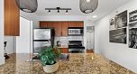 905 58 Keefer Place