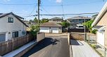 2739 E 8th Avenue