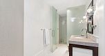 PH2 1102 Hornby Street