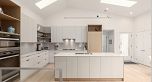 2732 Wall Street