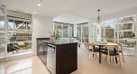 605 633 Kinghorne Mews
