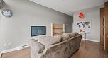 301 4372 Fraser Street