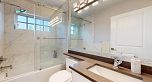 1 556 W 62nd Avenue