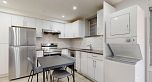 1 556 W 62nd Avenue