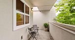 305 2928 Commercial Drive