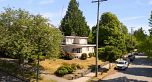 696 W 27th Avenue