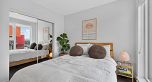 1009 983 E Hastings Street