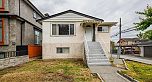 3687 E 26th Avenue