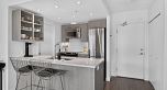 1009 983 E Hastings Street
