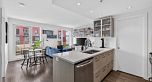 1009 983 E Hastings Street
