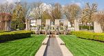 416 2891 E Hastings Street