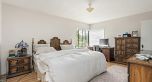 696 W 27th Avenue