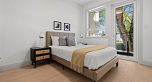 4 1491 Devonshire Crescent