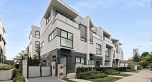 138 W Woodstock Avenue