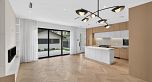 2 58 E 40th Avenue