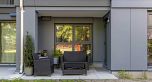 102 2528 E Broadway