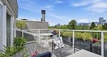 2224 Spruce Street