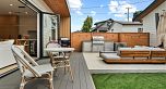 2 312 E 37th Avenue