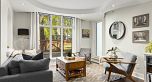 102 2528 E Broadway