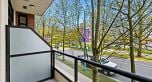 5 8160 Lansdowne Road