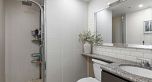 102 2528 E Broadway