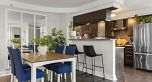 102 2528 E Broadway