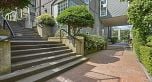 2224 Spruce Street