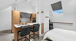 3 829 Keefer Street