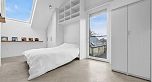3 829 Keefer Street