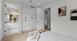 2 182 Ontario Place