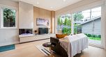 2 3674 Oxford Street
