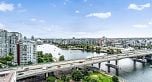 2105 1033 Marinaside Crescent