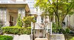 235 2565 W Broadway