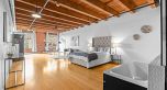 315 55 E Cordova Street